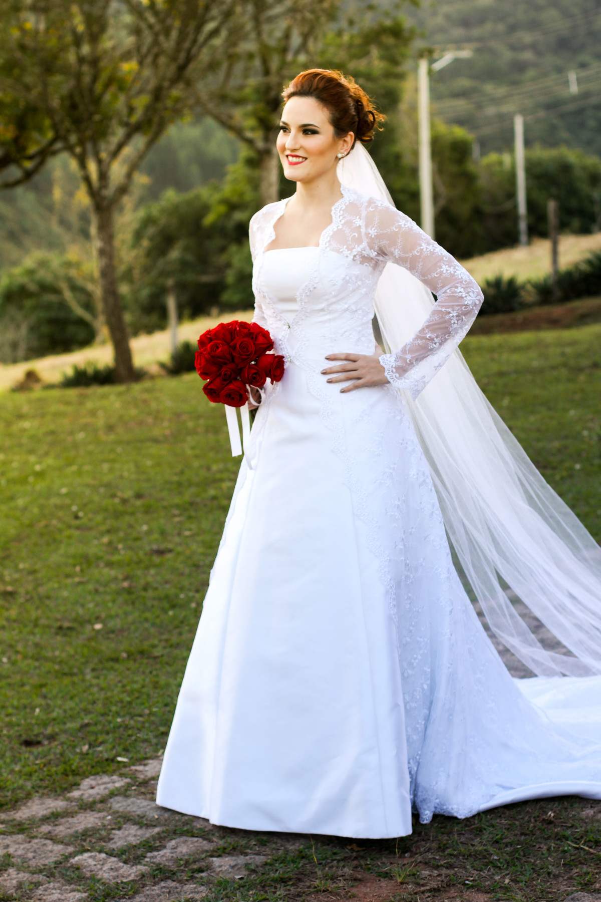 Street Wedding - Condomínio Capela Do Barreiro - Itatiba/SP
#madrinhadecasamento #prewedding #noivinha #miniwedding #fotografiadecasamento #casamentodedia #noivasdobrasil #casamentocivil #casamento #noiva #wedding #noivas #noivas2018 #casamentos #casar