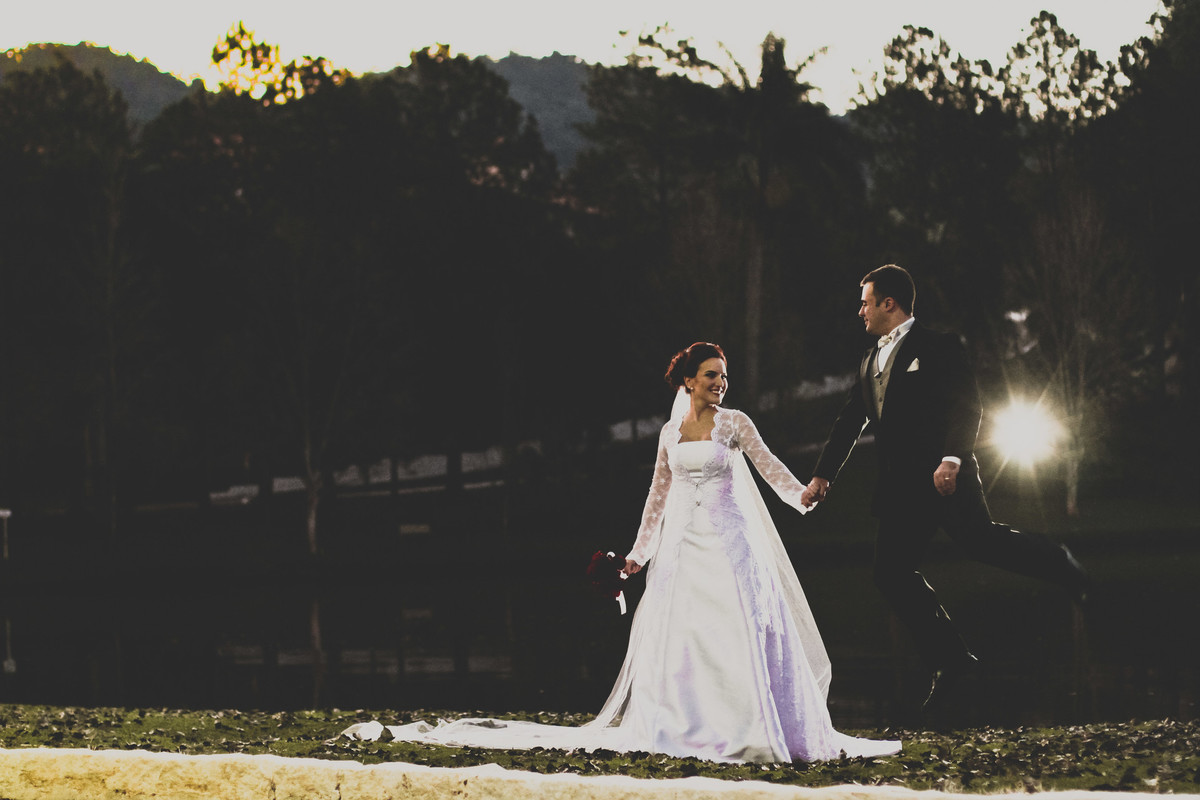 Noivos - Condomínio Capela Do Barreiro - Itatiba/SP
#madrinhadecasamento #prewedding #noivinha #miniwedding #fotografiadecasamento #casamentodedia #noivasdobrasil #casamentocivil #casamento #noiva #wedding #noivas #noivas2018 #casamentos #casamento2018