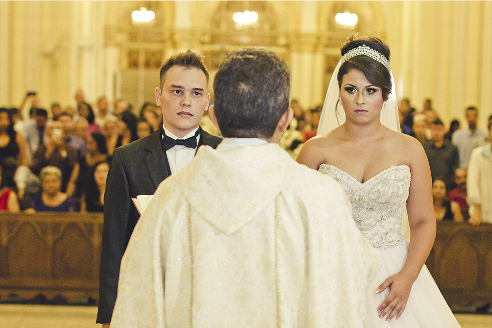 Noivos - Catedral de Santos - Santos/SP
#madrinhadecasamento #prewedding #noivinha #miniwedding #fotografiadecasamento #casamentodedia #noivasdobrasil #casamentocivil #casamento #noiva #wedding #noivas #noivas2018 #casamentos #casamento2018 #casar