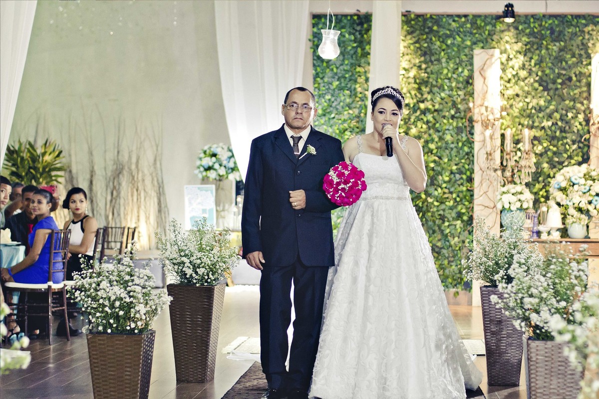 Cerimônia - Atmosphera - Guarujá/SP
#prewedding #noivinha #miniwedding #fotografiadecasamento #casamentodedia #noivasdobrasil #casamentocivil #casamento #noiva #wedding #noivas #noivas2018 #casamentos #casamento2018 #casamentonocampo #bride #casamentodo19