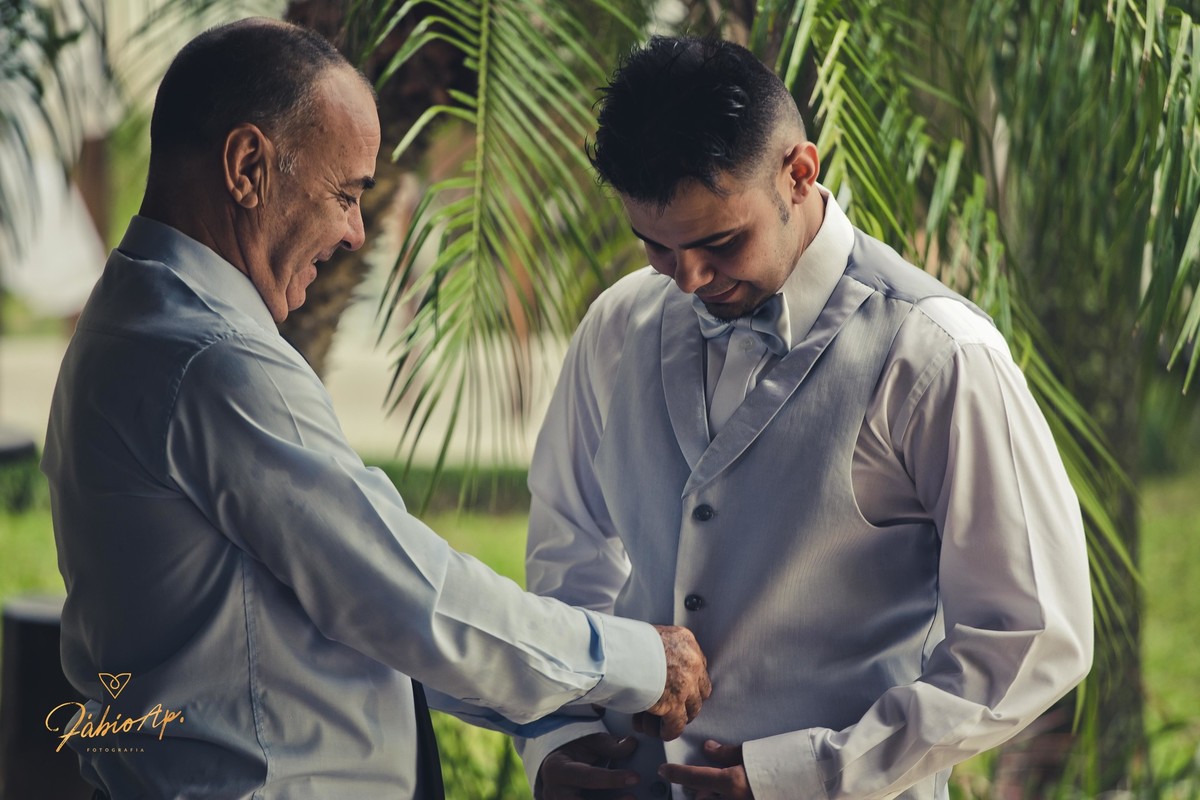 Dia do Noivo - Jardim das Orquídeas - Espaço para eventos - Praia Grande/SP
#prewedding #noivinha #miniwedding #fotografiadecasamento #casamentodedia #noivasdobrasil #casamentocivil #casamento #noiva #wedding #noivas #noivas2018 #casamentos #casamento2018