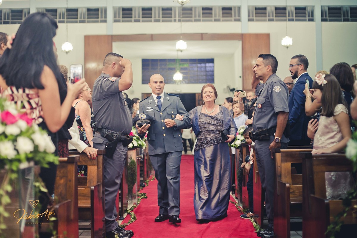 Mãe e Filho - Igreja - São Vicente/SP
#prewedding #noivinha #miniwedding #fotografiadecasamento #casamentodedia #noivasdobrasil #casamentocivil #casamento #noiva #wedding #noivas #noivas2018 #casamentos #casamento2018 #casamentonocampo #bride #casamentodo