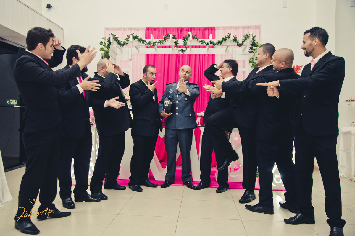 Padrinhos - Salão de Festas Celebrar - São Vicente/SP
#prewedding #noivinha #miniwedding #fotografiadecasamento #casamentodedia #noivasdobrasil #casamentocivil #casamento #noiva #wedding #noivas #noivas2018 #casamentos #casamento2018 #casamentonocampo