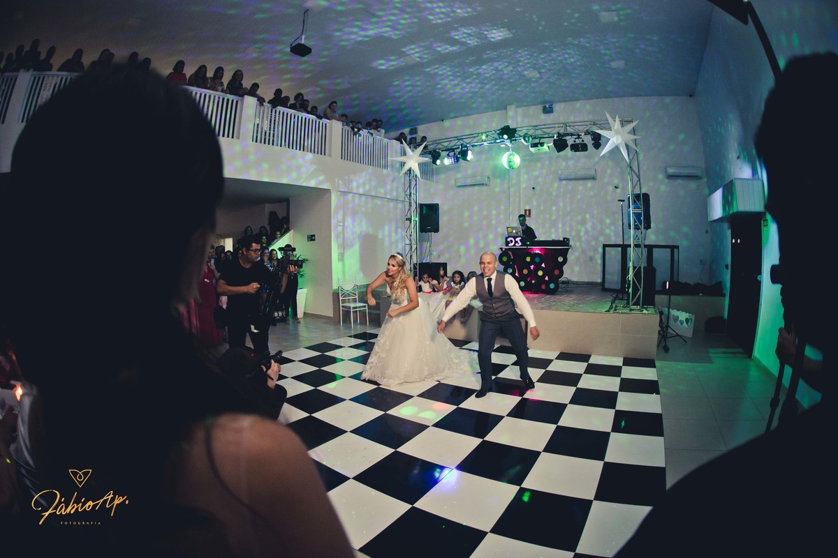 Festa - Salão de Festas Celebrar - São Vicente/SP
#prewedding #noivinha #miniwedding #fotografiadecasamento #casamentodedia #noivasdobrasil #casamentocivil #casamento #noiva #wedding #noivas #noivas2018 #casamentos #casamento2018 #casamentonocampo #bride 