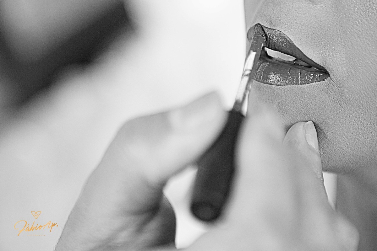 Dia da Noiva - Yan Rodrigues Make 'N Hair - Santos/SP
#prewedding #noivinha #miniwedding #fotografiadecasamento #casamentodedia #noivasdobrasil #casamentocivil #casamento #noiva #wedding #noivas #noivas2018 #casamentos #casamento2018 #casamentonocampo