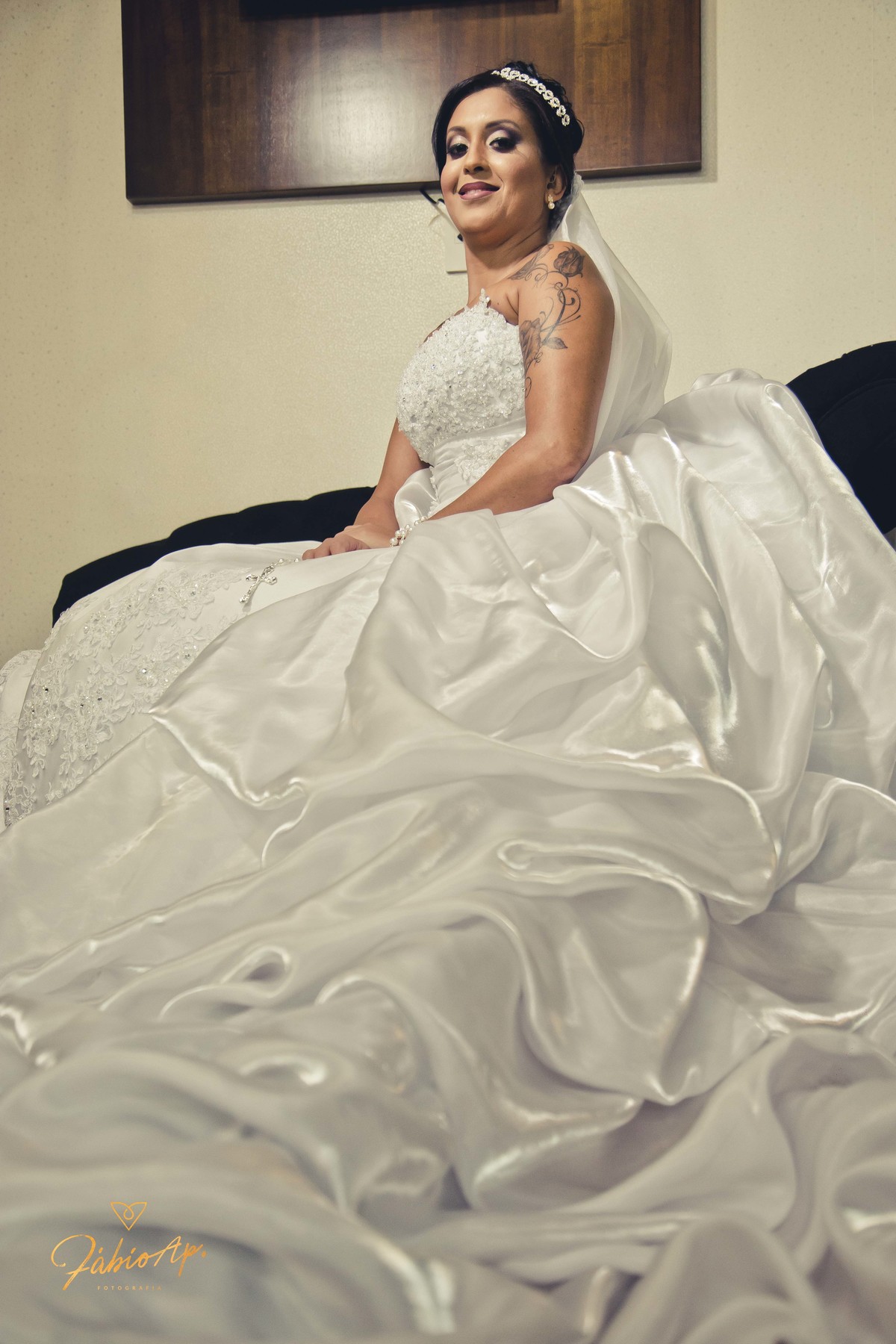 Dia da Noiva - Yan Rodrigues Make 'N Hair - Santos/SP
#prewedding #noivinha #miniwedding #fotografiadecasamento #casamentodedia #noivasdobrasil #casamentocivil #casamento #noiva #wedding #noivas #noivas2018 #casamentos #casamento2018 #casamentonocampo