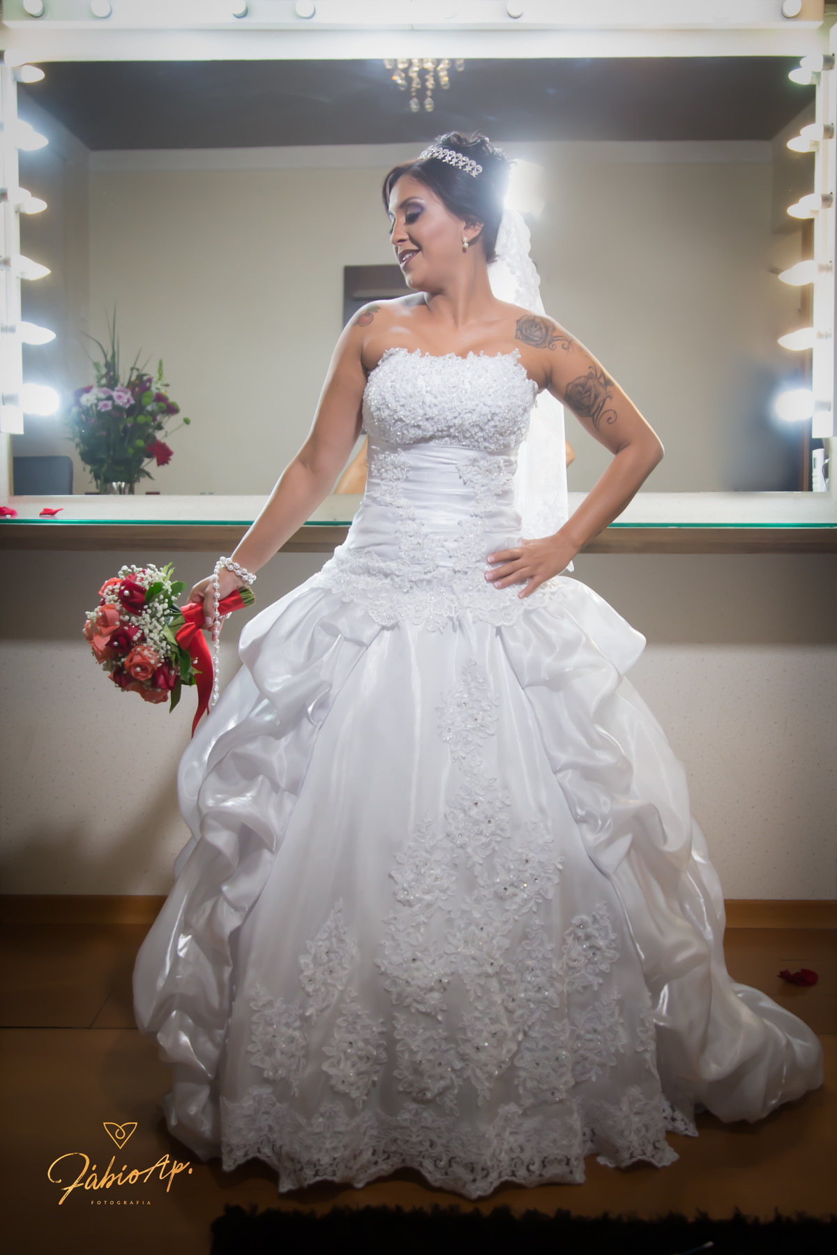 Dia da Noiva - Yan Rodrigues Make 'N Hair - Santos/SP
#prewedding #noivinha #miniwedding #fotografiadecasamento #casamentodedia #noivasdobrasil #casamentocivil #casamento #noiva #wedding #noivas #noivas2018 #casamentos #casamento2018 #casamentonocampo