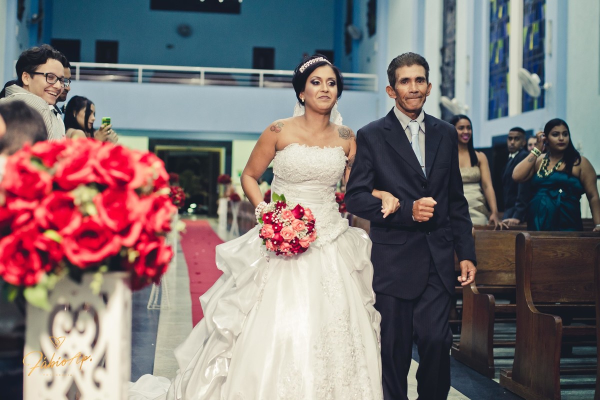 Igreja - Praia Grande/SP
#prewedding #noivinha #miniwedding #fotografiadecasamento #casamentodedia #noivasdobrasil #casamentocivil #casamento #noiva #wedding #noivas #noivas2018 #casamentos #casamento2018 #casamentonocampo #bride #casamentodoano #vestido