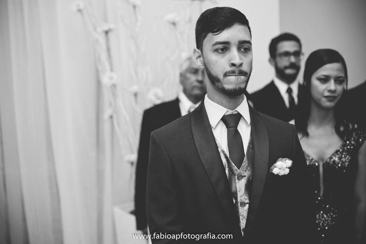 Noivo - Cerimônia - Salão de Festas Celebrar - São Vicente/SP
#prewedding #noivinha #miniwedding #fotografiadecasamento #casamentodedia #noivasdobrasil #casamentocivil #casamento #noiva #wedding #noivas #noivas2018 #casamentos #casamento2018 #casar