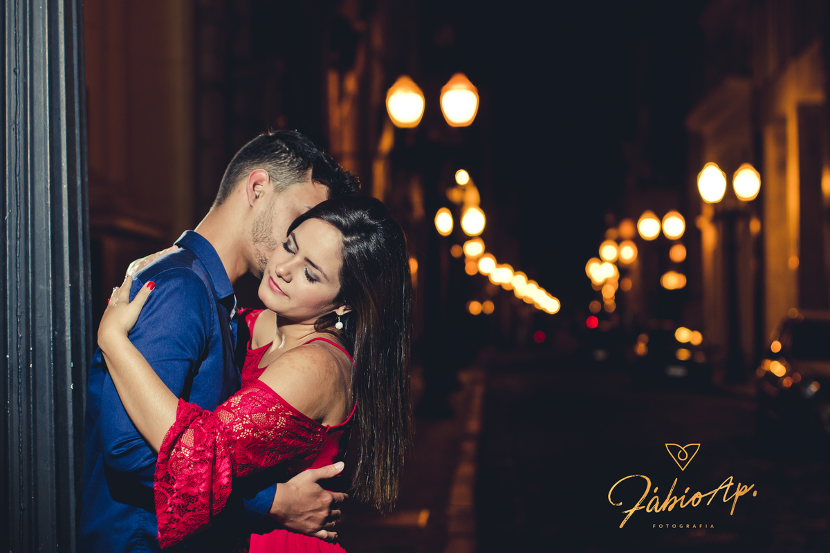 Amor e carinho - Bolsa do Café - Santos/SP
#prewedding #noivinha #miniwedding #fotografiadecasamento #casamentodedia #noivasdobrasil #casamentocivil #casamento #noiva #wedding #noivas #noivas2018 #casamentos #casamento2018 #casamentonocampo #bride #casar