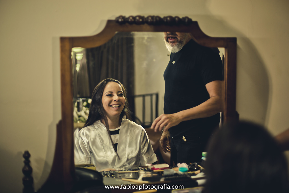 Maquiagem - Casamento - Humorista Programa Pânico - Rogério Morgado e Natanna - São Paulo -SP
#casamentorogeriomorgado #madrinhadecasamento #prewedding #noivinha #miniwedding #fotografiadecasamento #casamentodedia #noivasdobrasil #casamentocivil #casament