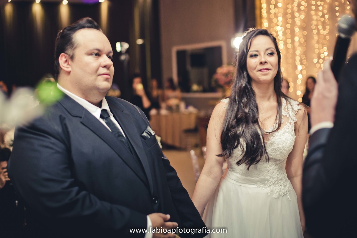 Noiva e Noivo - Casamento - Humorista Programa Pânico - Rogério Morgado e Natanna - São Paulo -SP
#casamentorogeriomorgado #madrinhadecasamento #prewedding #noivinha #miniwedding #fotografiadecasamento #casamentodedia #noivasdobrasil #casamentocivil #2019