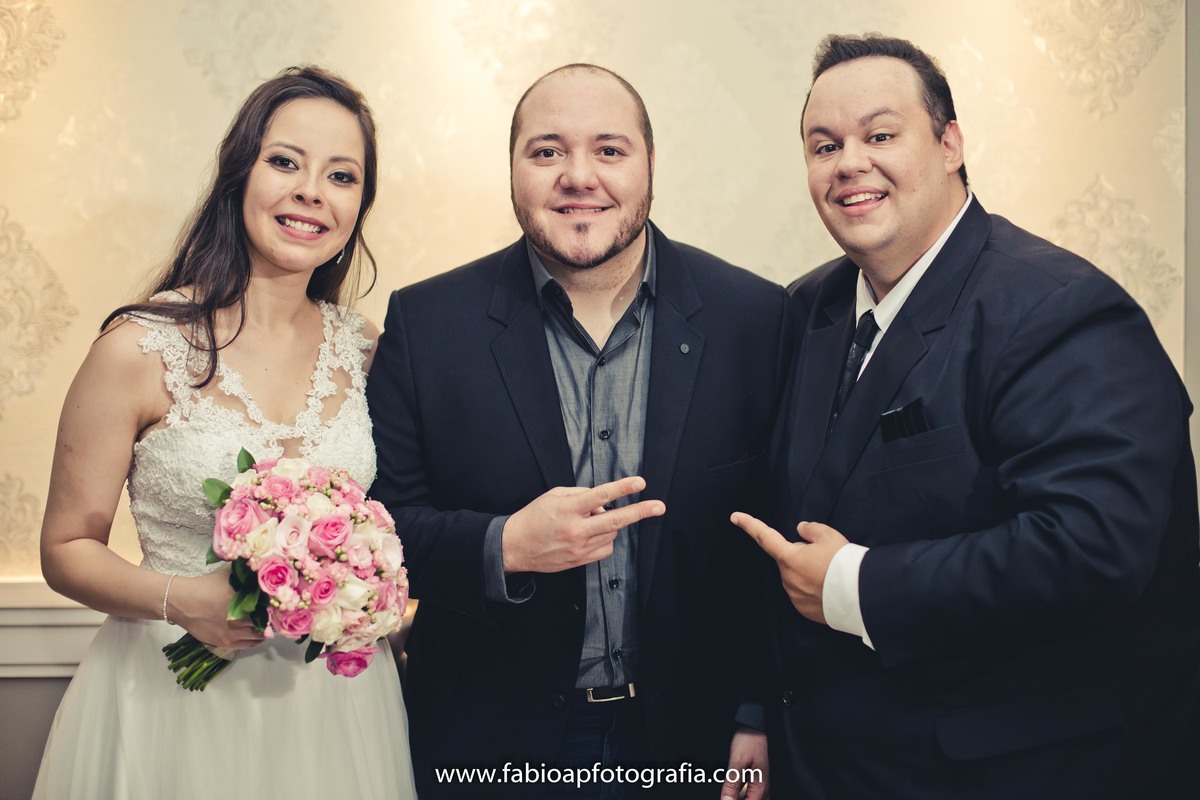 Casamento - Humorista Programa Pânico - Rogério Morgado e Natanna - São Paulo -SP
#casamentorogeriomorgado #madrinhadecasamento #prewedding #noivinha #miniwedding #fotografiadecasamento #casamentodedia #noivasdobrasil #casamentocivil #casamento #noiva 