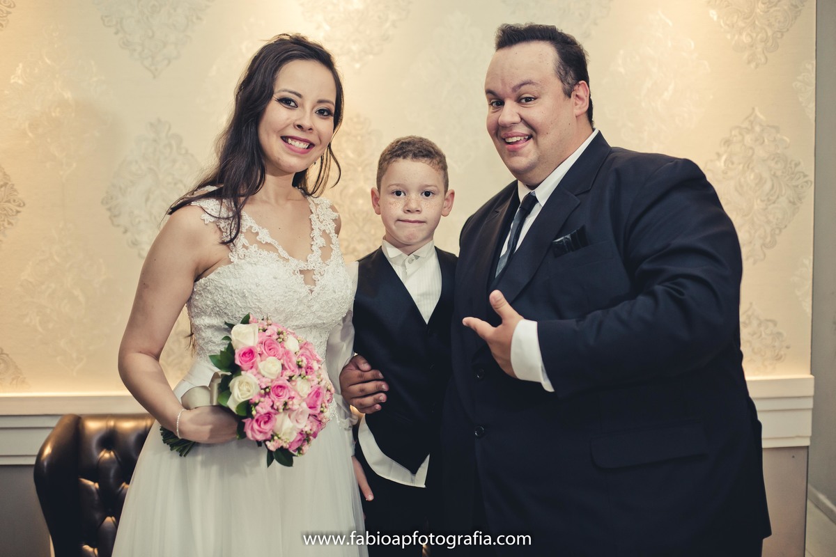 Casamento - Humorista Programa Pânico - Rogério Morgado e Natanna - São Paulo -SP
#casamentorogeriomorgado #madrinhadecasamento #prewedding #noivinha #miniwedding #fotografiadecasamento #casamentodedia #noivasdobrasil #casamentocivil #casamento #noiva 