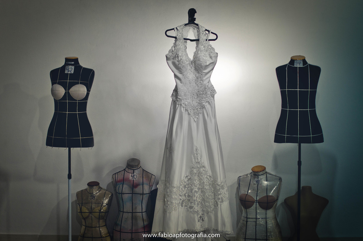 Vestido de Noiva - Dia da Noiva - Praia Grande/SP
#madrinhadecasamento #prewedding #noivinha #miniwedding #fotografiadecasamento #casamentodedia #noivasdobrasil #casamentocivil #casamento #noiva #wedding #noivas #noivas2018 #casamentos #casamento2018