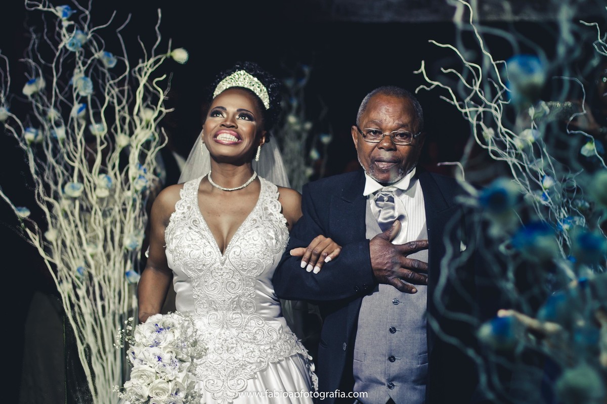 Cerimônia - Praia Grande/SP
#madrinhadecasamento #prewedding #noivinha #miniwedding #fotografiadecasamento #casamentodedia #noivasdobrasil #casamentocivil #casamento #noiva #wedding #noivas #noivas2018 #casamentos #casamento2018 #casamentonocampo #bride