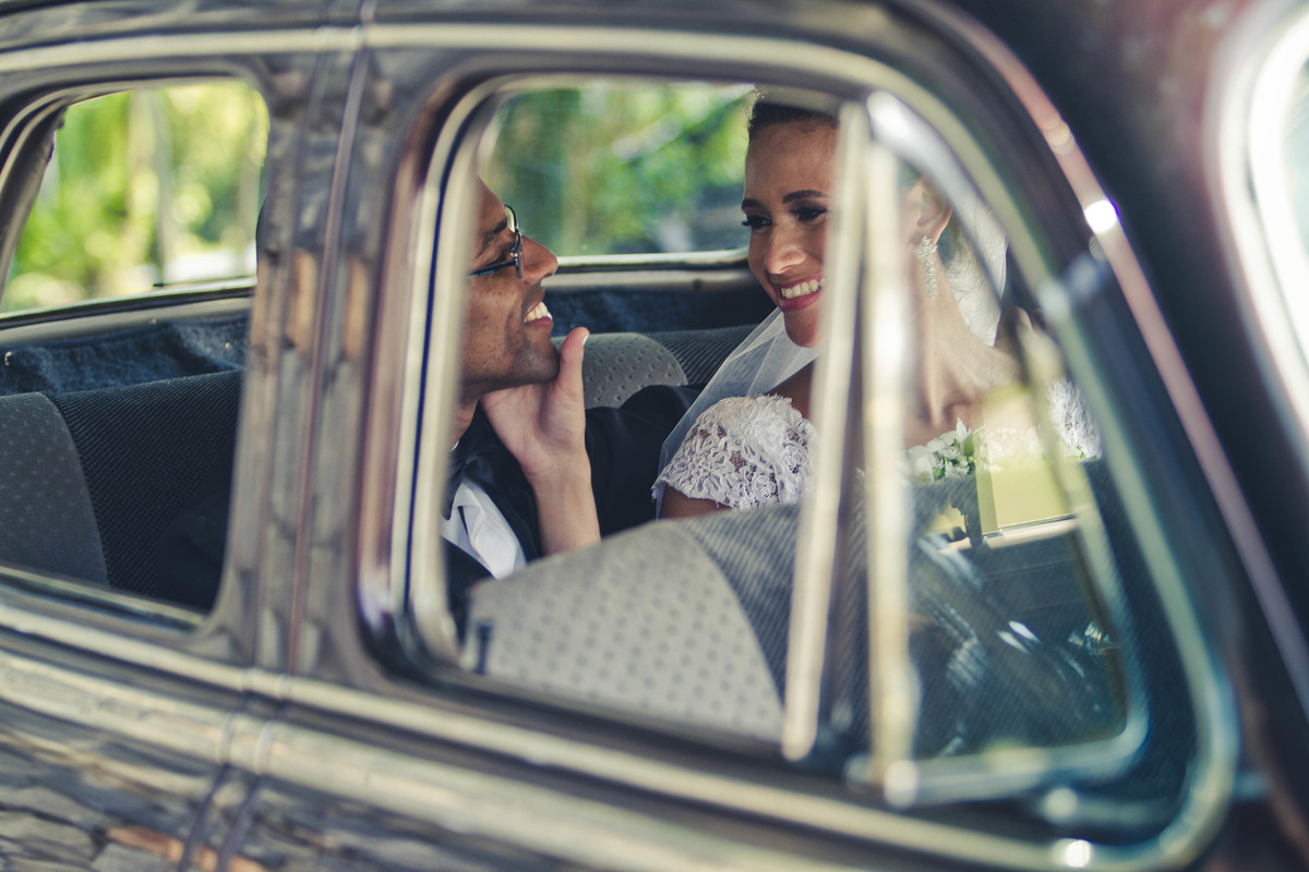 Noivos - Chácara Hortas Comunitárias - Santos/SP
#madrinhadecasamento #prewedding #noivinha #miniwedding #fotografiadecasamento #casamentodedia #noivasdobrasil #casamentocivil #casamento #noiva #wedding #noivas #noivas2018 #casamentos #casamento2018