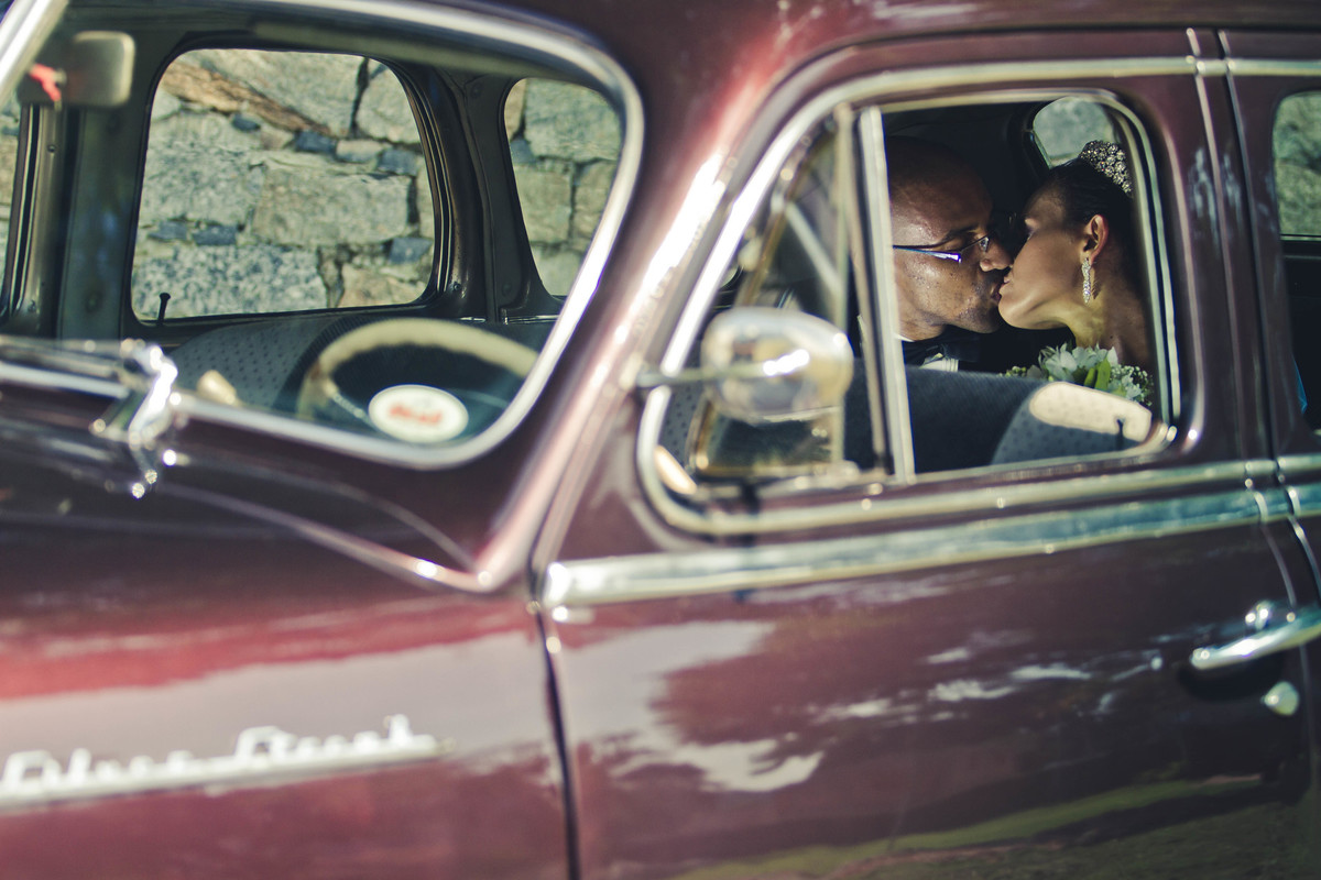 Noivos - Chácara Hortas Comunitárias - Santos/SP
#madrinhadecasamento #prewedding #noivinha #miniwedding #fotografiadecasamento #casamentodedia #noivasdobrasil #casamentocivil #casamento #noiva #wedding #noivas #noivas2018 #casamentos #casamento2018