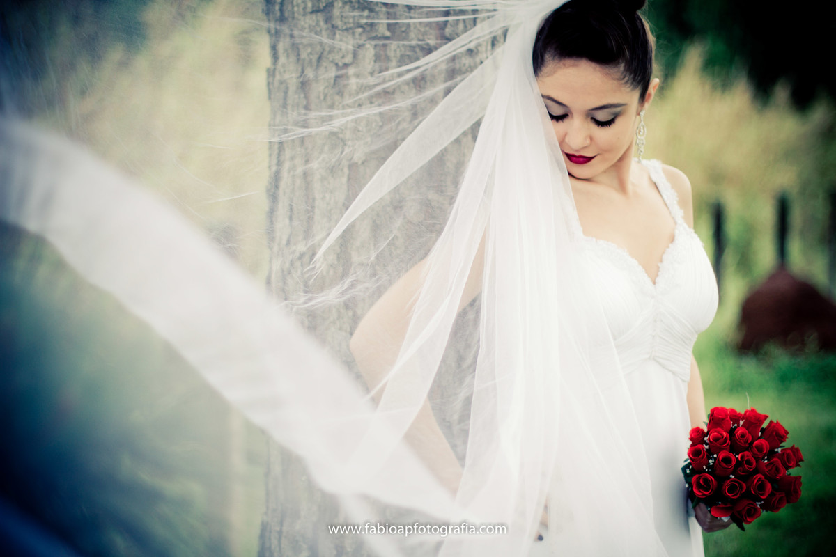 Noiva - Street Wedding - Curitiba/SP
#madrinhadecasamento #prewedding #noivinha #miniwedding #fotografiadecasamento #casamentodedia #noivasdobrasil #casamentocivil #casamento #noiva #wedding #noivas #noivas2018 #casamentos #casamento2018 #casamentonocampo