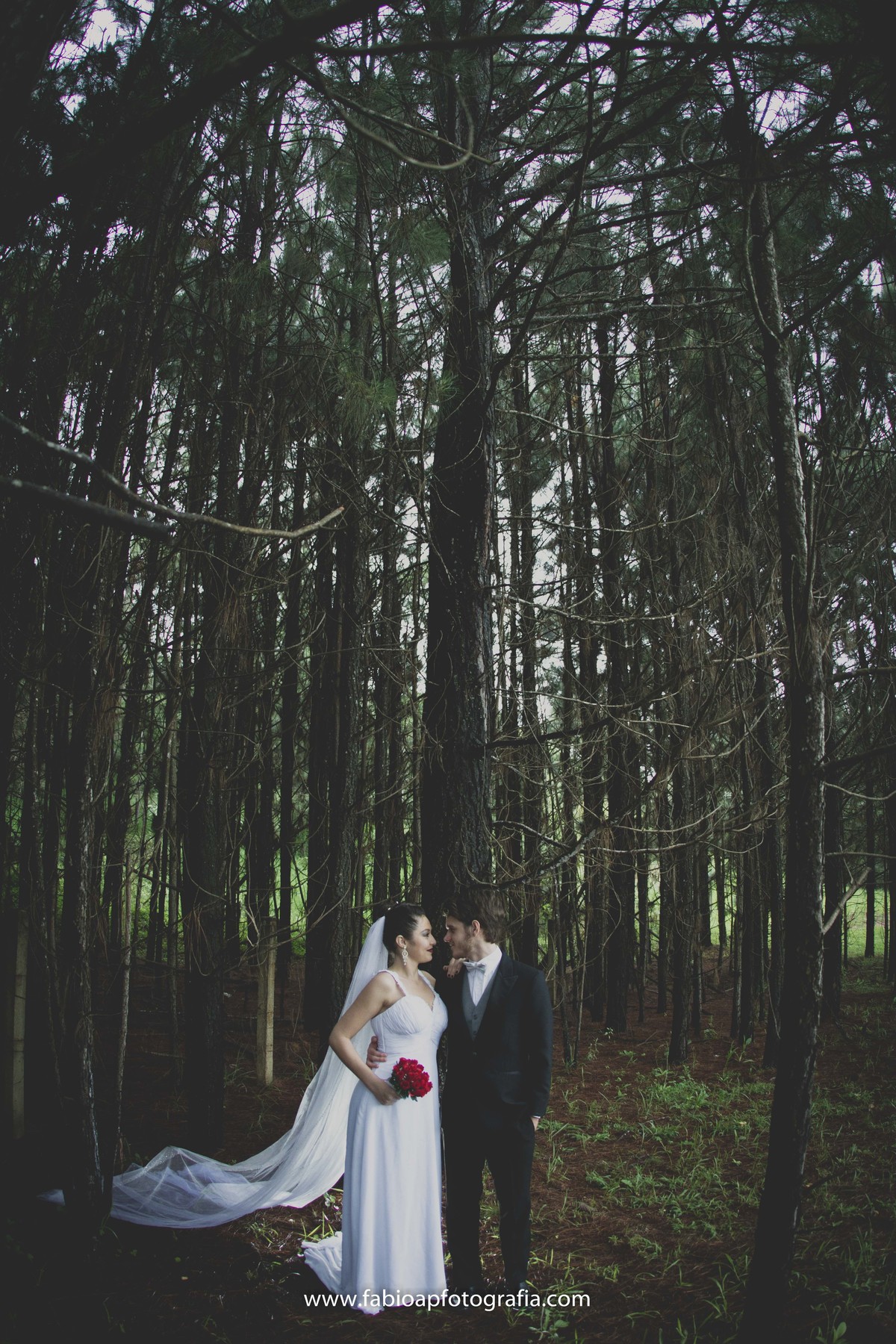 Street Wedding - Curitiba/SP
#madrinhadecasamento #prewedding #noivinha #miniwedding #fotografiadecasamento #casamentodedia #noivasdobrasil #casamentocivil #casamento #noiva #wedding #noivas #noivas2018 #casamentos #casamento2018 #casamentonocampo #bride 