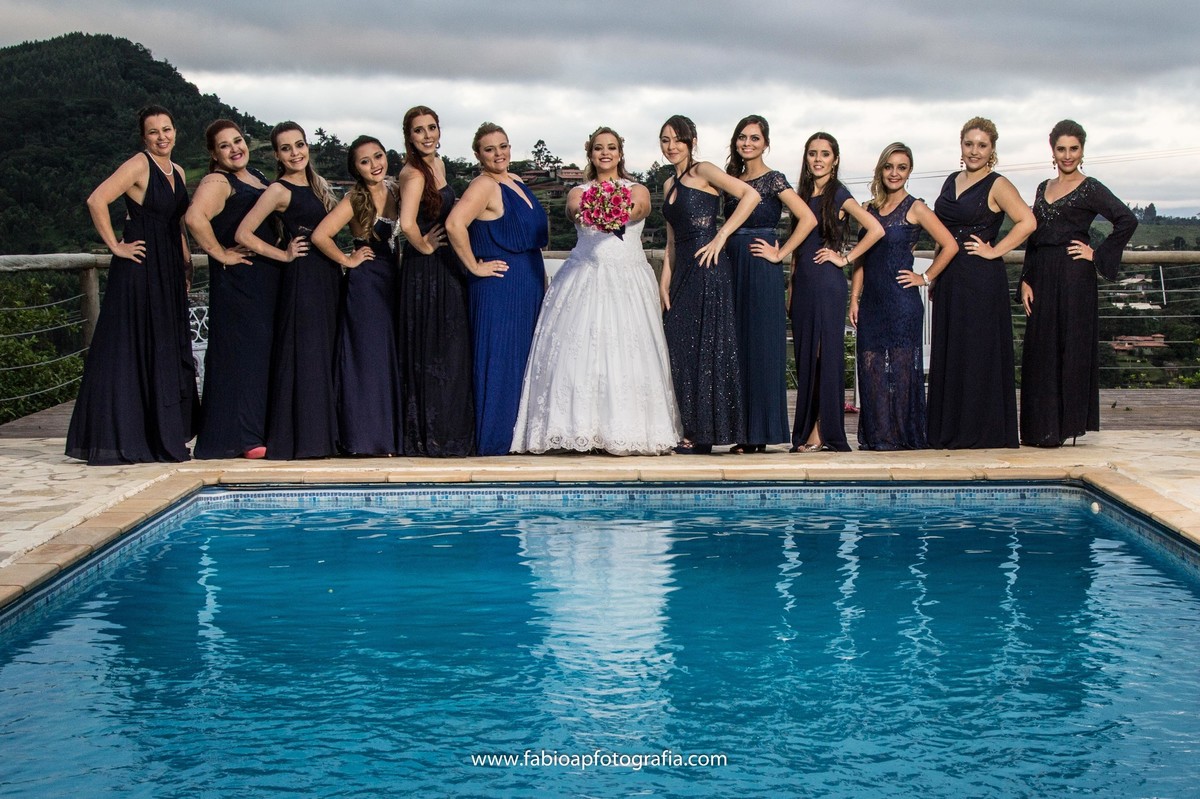 Madrinhas - Cerimônia - Condomínio Capela Do Barreiro - Itatiba/SP
#madrinhadecasamento #prewedding #noivinha #miniwedding #fotografiadecasamento #casamentodedia #noivasdobrasil #casamentocivil #casamento #noiva #wedding #noivas #noivas2018 #casamentos