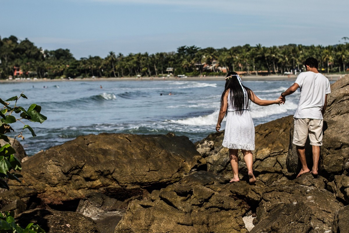 Praia do Iporanga - Guarujá/SP
#madrinhadecasamento #prewedding #noivinha #miniwedding #fotografiadecasamento #casamentodedia #noivasdobrasil #casamentocivil #casamento #noiva #wedding #noivas #noivas2018 #casamentos #casamento2018 #casamentonocampo