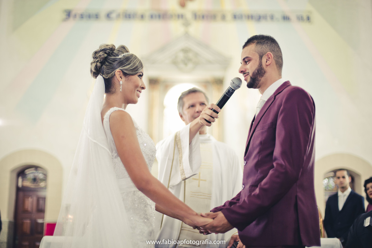 Cerimônia - Paróquia Nossa Senhora Fátima - Guarujá/SP
#madrinhadecasamento #prewedding #noivinha #miniwedding #fotografiadecasamento #casamentodedia #noivasdobrasil #casamentocivil #casamento #noiva #wedding #noivas #noivas2018 #casamentos #casamento2018
