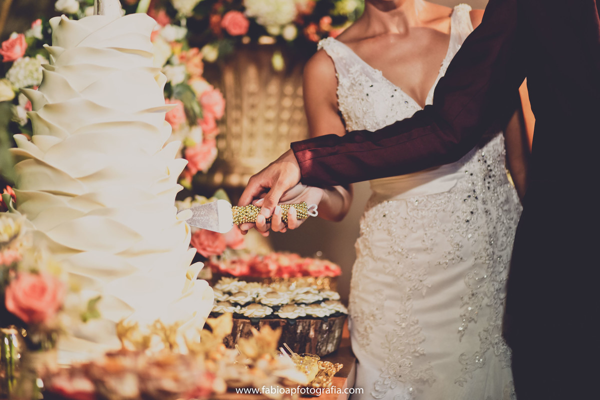 Bolo - Festa - Buffet Atmosfera - Guarujá/SP
#madrinhadecasamento #prewedding #noivinha #miniwedding #fotografiadecasamento #casamentodedia #noivasdobrasil #casamentocivil #casamento #noiva #wedding #noivas #noivas2018 #casamentos #casamento2018 #casar