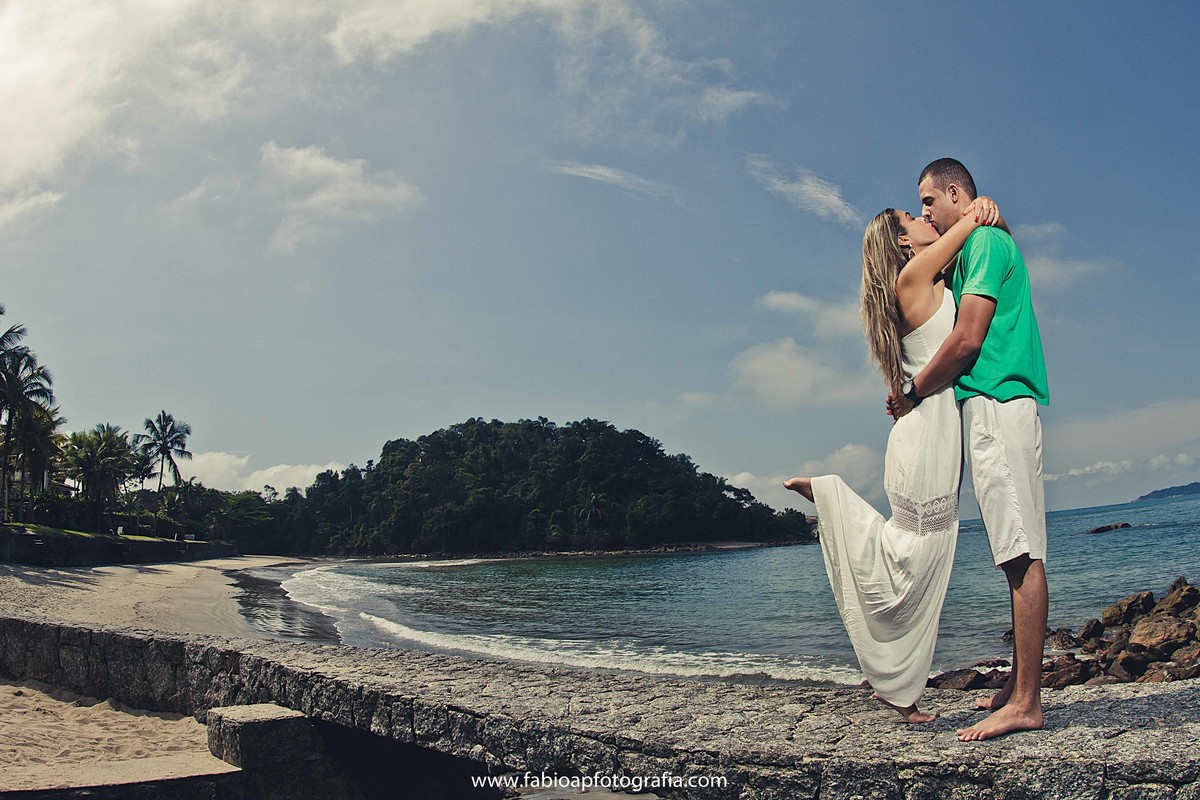 Pré Casamento - Praia do Iporanga - Guarujá/SP
#madrinhadecasamento #prewedding #noivinha #miniwedding #fotografiadecasamento #casamentodedia #noivasdobrasil #casamentocivil #casamento #noiva #wedding #noivas #noivas2018 #casamentos #casamento2018 #casar