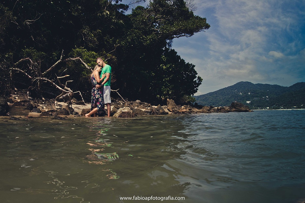 Pré Casamento - Praia do Iporanga - Guarujá/SP
#madrinhadecasamento #prewedding #noivinha #miniwedding #fotografiadecasamento #casamentodedia #noivasdobrasil #casamentocivil #casamento #noiva #wedding #noivas #noivas2018 #casamentos #casamento2018 #casar