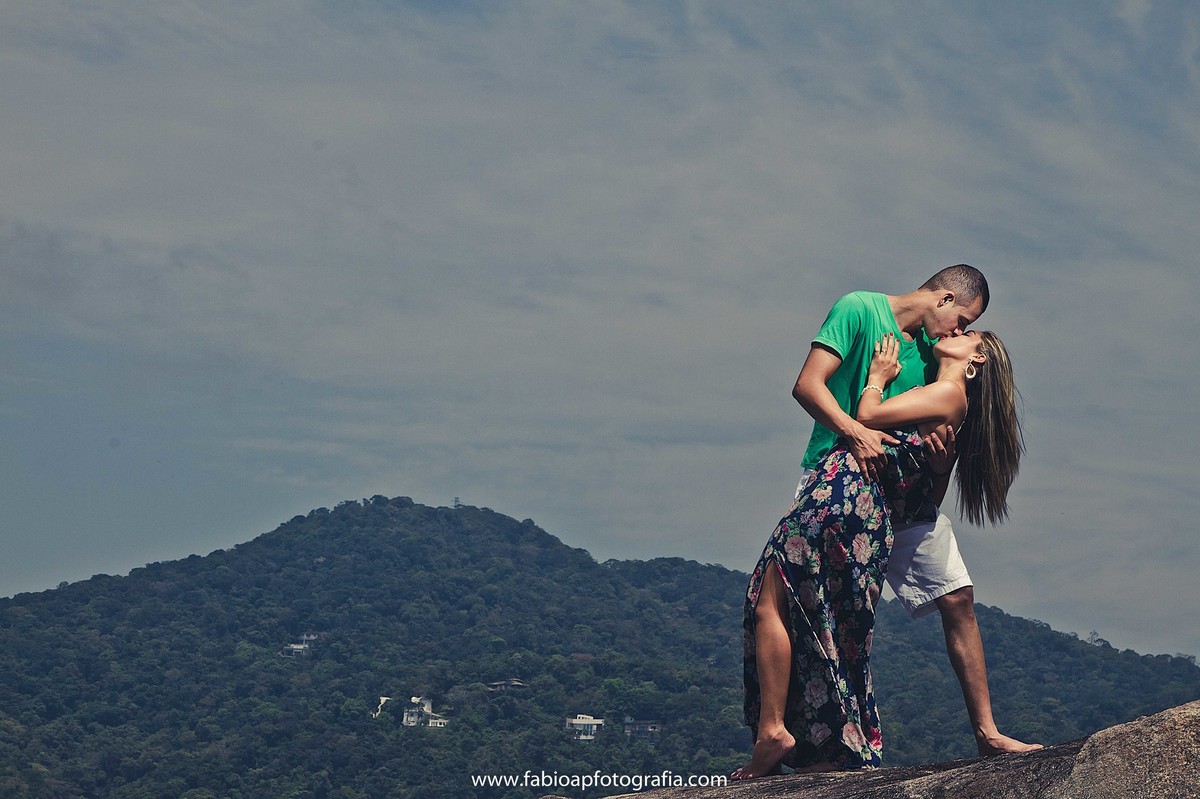 Praia do Iporanga - Guarujá/SP
#madrinhadecasamento #prewedding #noivinha #miniwedding #fotografiadecasamento #casamentodedia #noivasdobrasil #casamentocivil #casamento #noiva #wedding #noivas #noivas2018 #casamentos #casamento2018 #casamentonocampo #2019