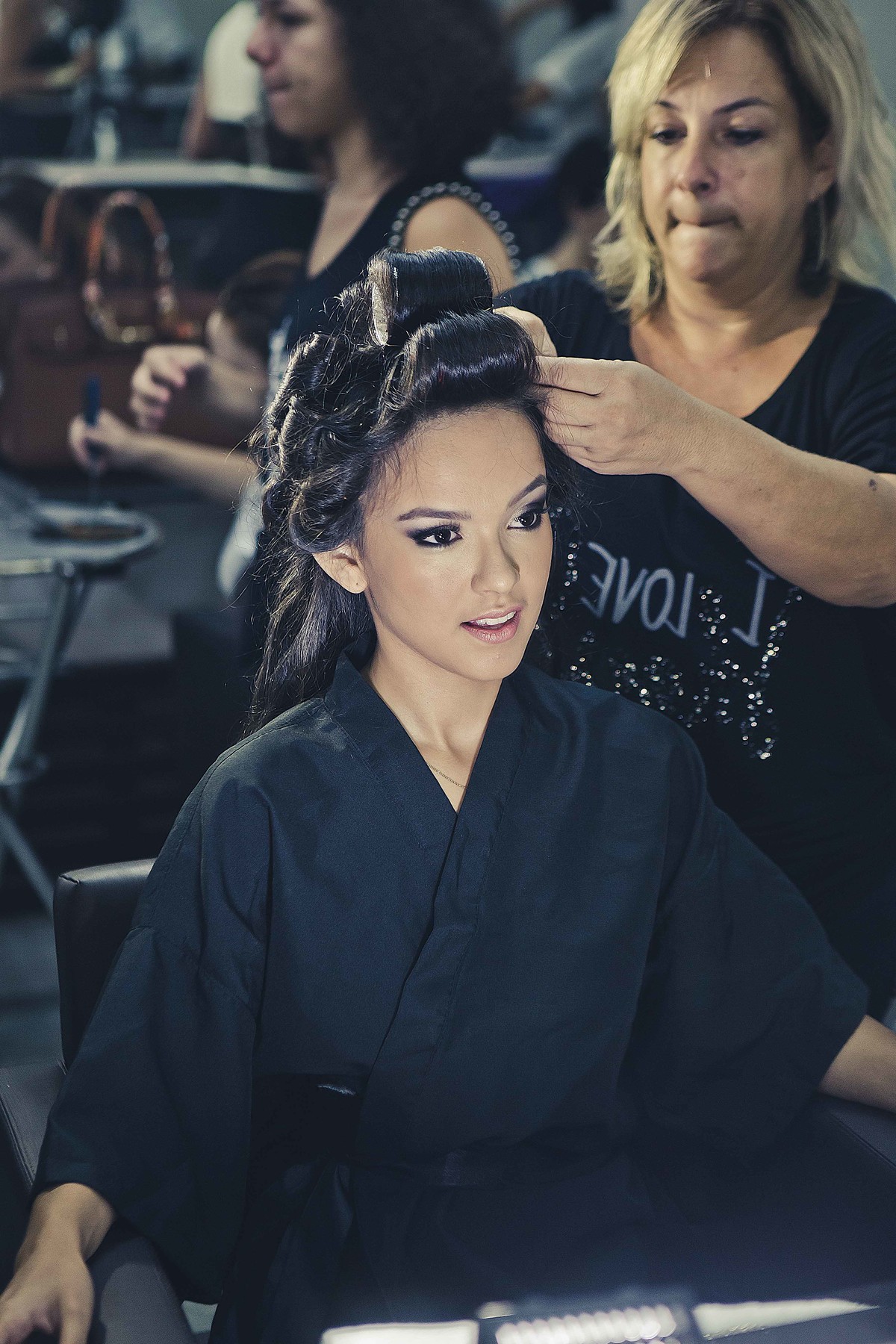 Dia da Noiva - Adão hairdresser's - Guarujá/SP
#madrinhadecasamento #prewedding #noivinha #miniwedding #fotografiadecasamento #casamentodedia #noivasdobrasil #casamentocivil #casamento #noiva #wedding #noivas #noivas2018 #casamentos #casamento2018 #casar