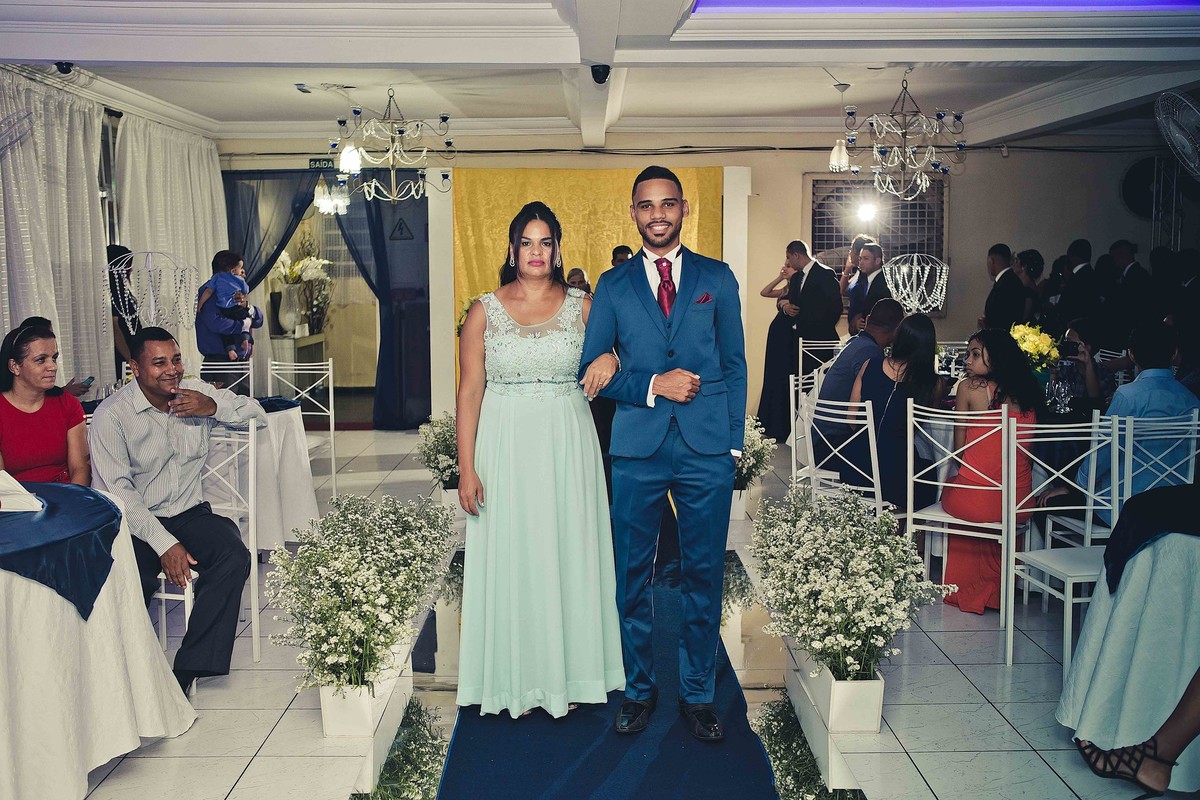 Mãe e Filho - Cerimônia - Guarujá/SP
#madrinhadecasamento #prewedding #noivinha #miniwedding #fotografiadecasamento #casamentodedia #noivasdobrasil #casamentocivil #casamento #noiva #wedding #noivas #noivas2018 #casamentos #casamento2018 #casamentonocampo