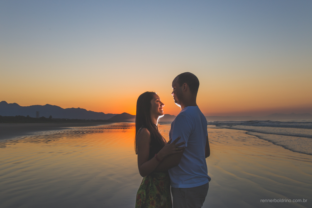 ensaio na praia bertioga prewedding noivos
