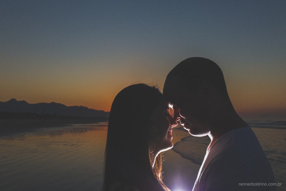 ensaio na praia bertioga prewedding noivos