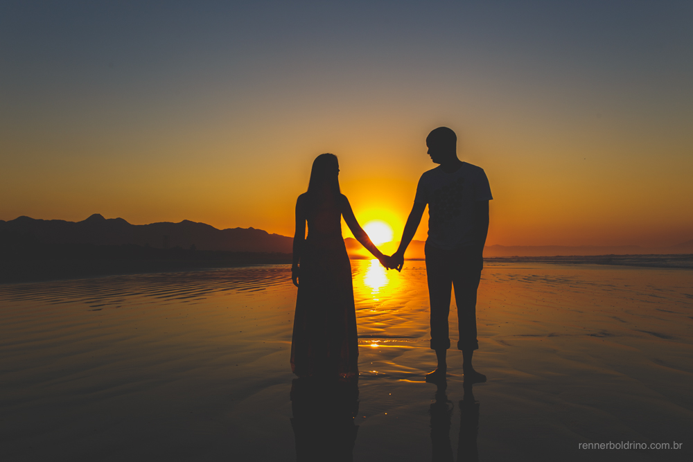 ensaio na praia bertioga prewedding noivos