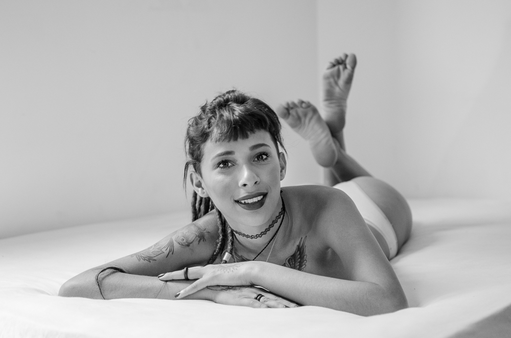 No Bairro da Mooca em São Paulo foi realizado o Ensaio Sensual da modelo Camila