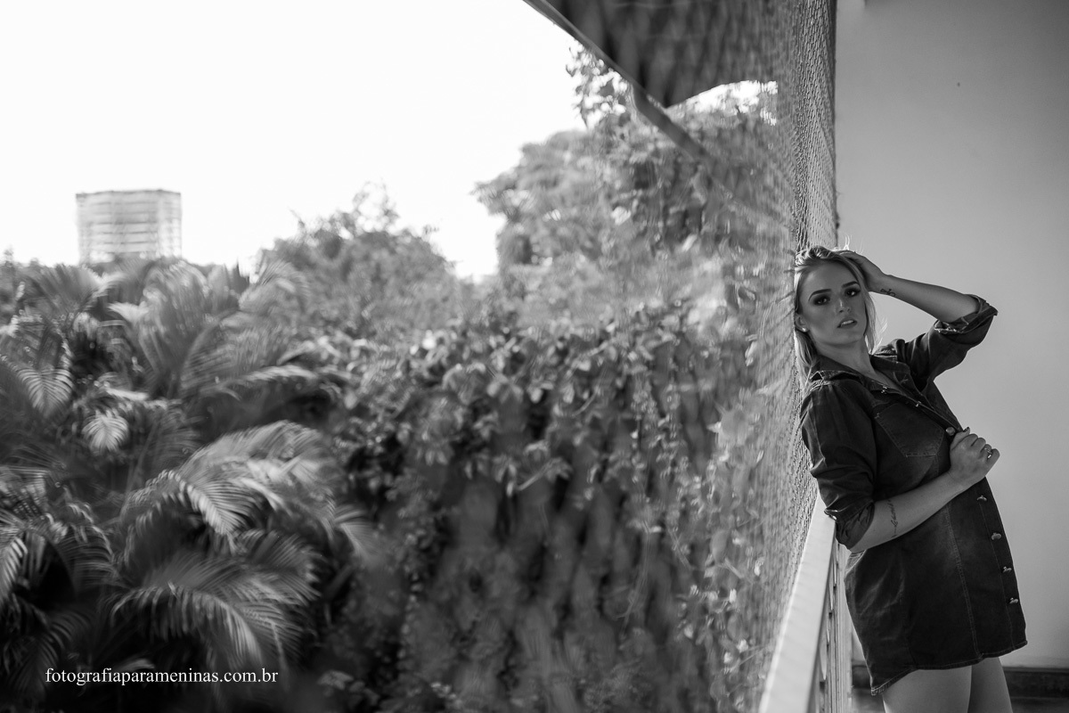 Aula Prática de Ensaio Sensual do Workshop Fotografia Para Meninas realizado em São Paulo