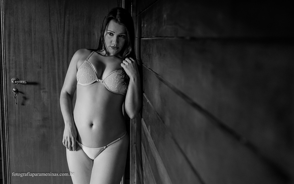 Ensaio Sensual da modelo Cinthya