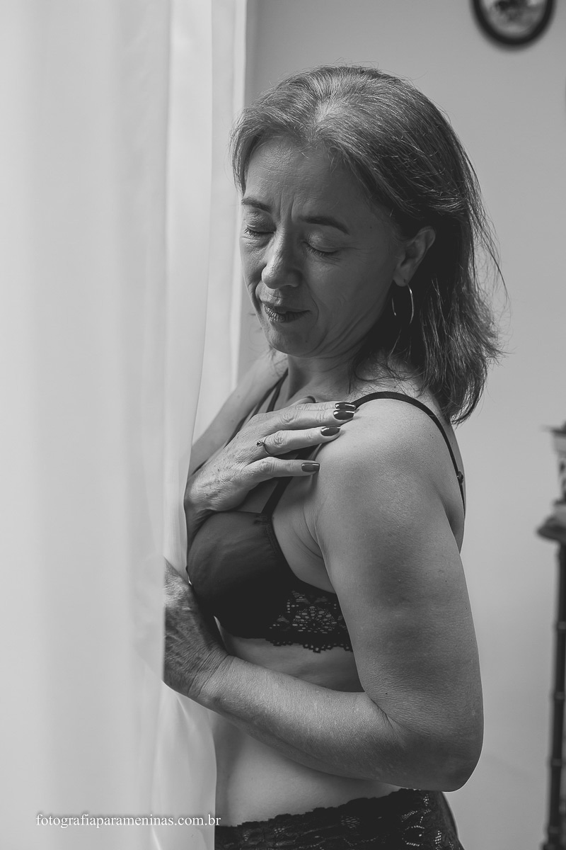 Fotografia Para Meninas realizado o Book Sensual da Cida na cidade de Bragança Paulista