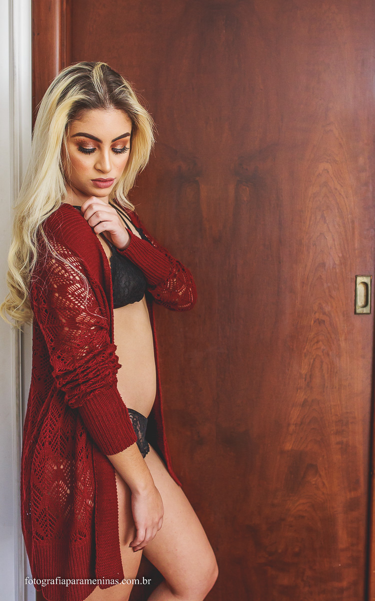 Ensaio Sensual em São Paulo da modelo Gabriela realizado pelo fotografia para meninas