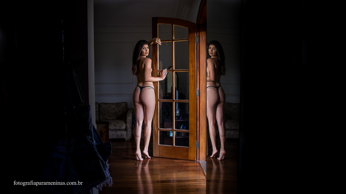 Ensaio Boudoir realizado em São Paulo com a modelo Vanessa para o Fotografia Para Meninas