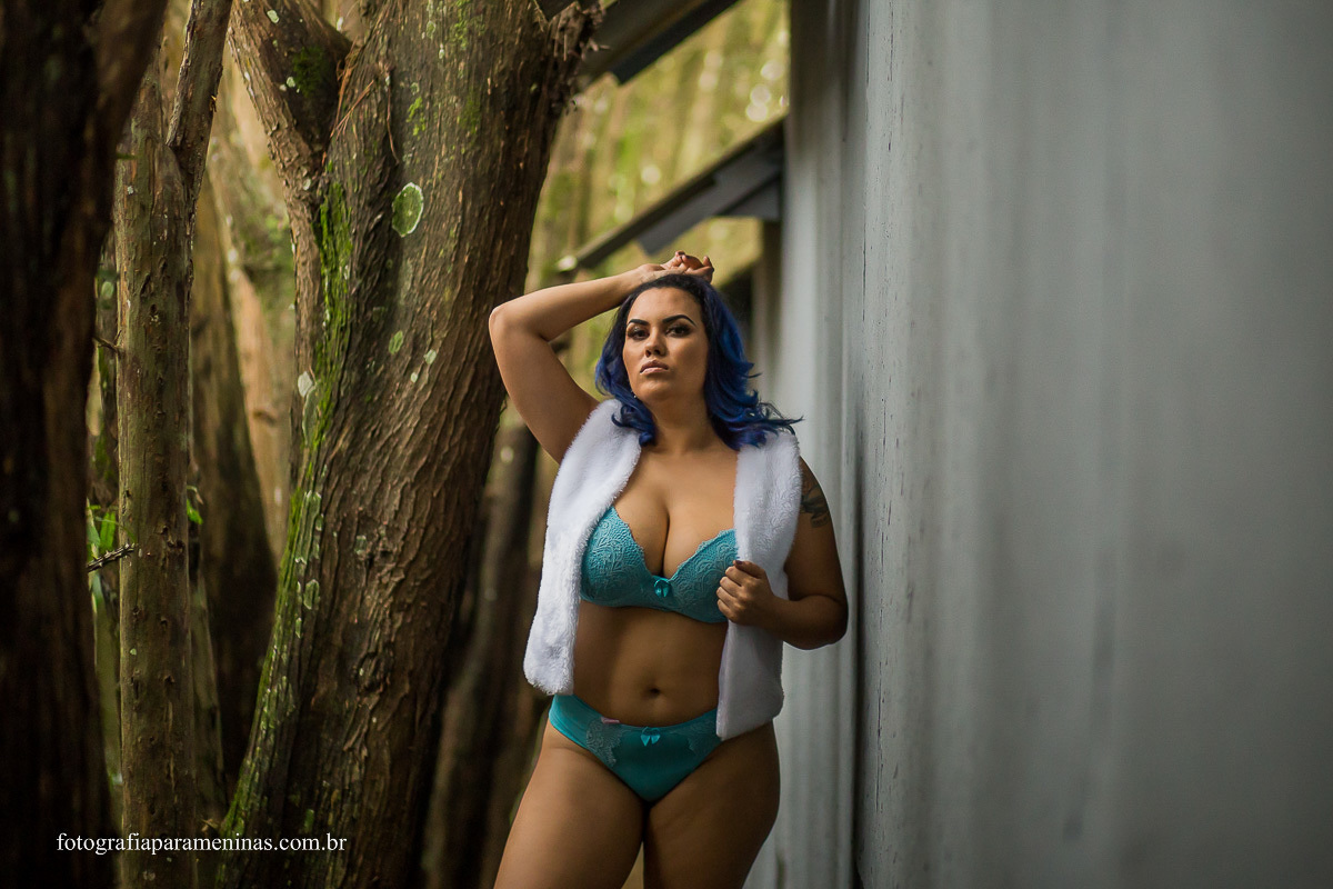 Ensaio sensual da Luciana realizado na cidade de Cotia