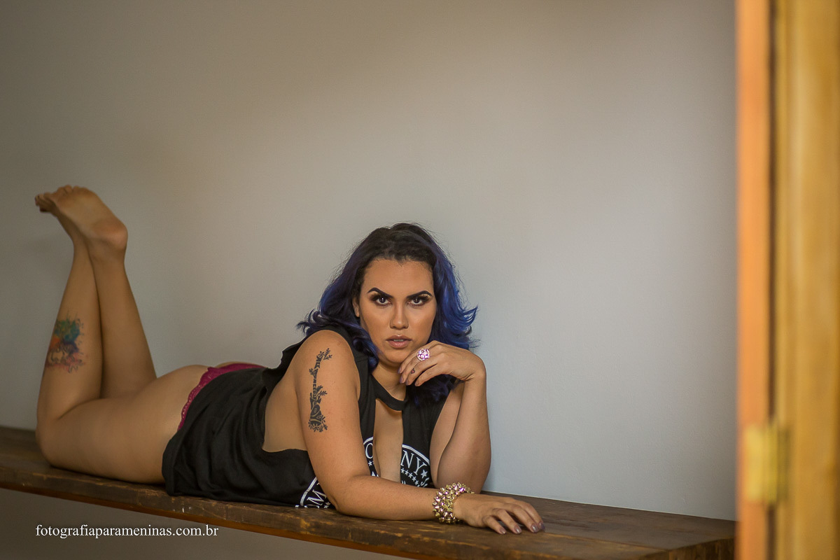 Ensaio sensual da Luciana realizado na cidade de Cotia