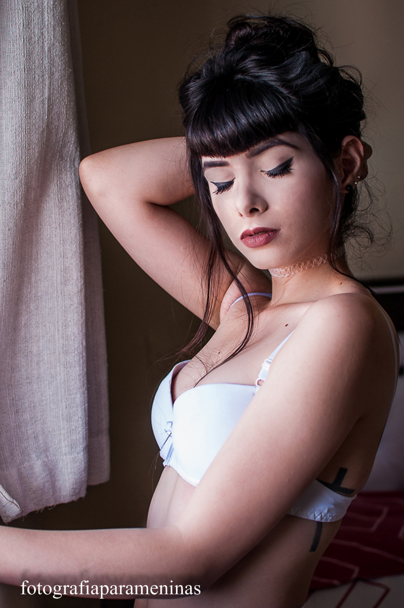 Boudoir é um ensaio sensual intimista e verdadeiro para mulheres que querem um book sexy ou book sensual ou ainda Ensaio Sensual com o Fotografia Para Meninas
