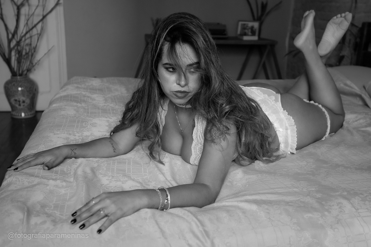 Ensaio sensual da Gisele feito na Casa da Tereza no bairro da Mooca