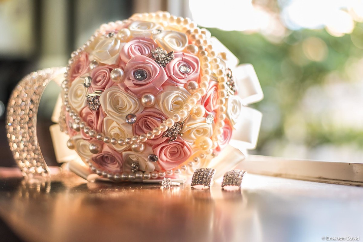 Making off noiva Espaço Lis São Vicente/SP - buque da noiva e acessórios