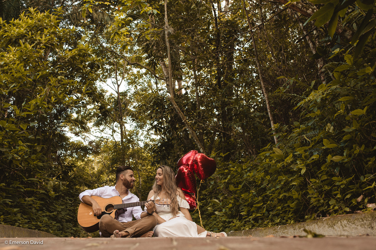 ensaio romântico balões violão guarujá sp