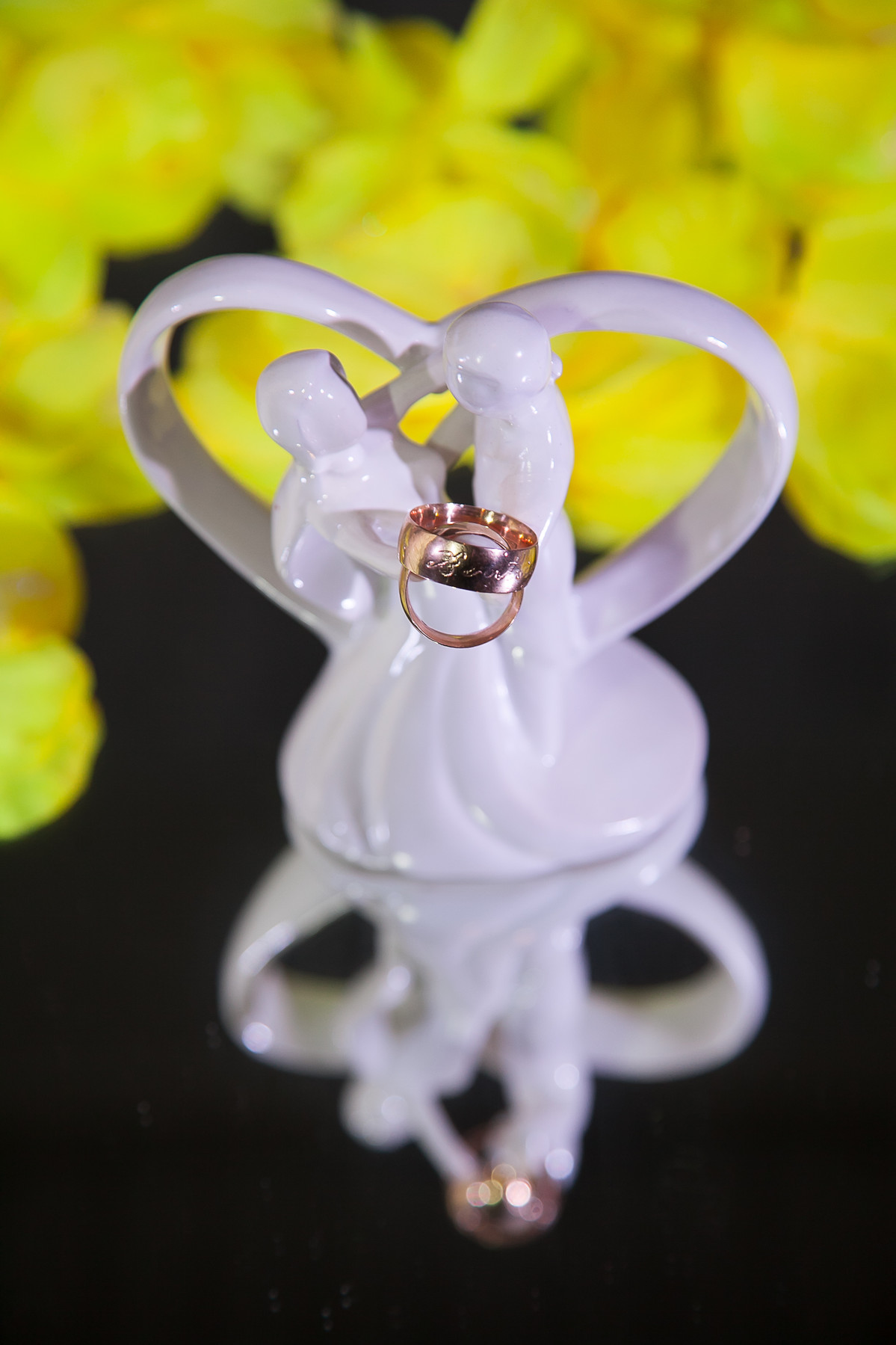 topo de bolo-alianças-noivos-festa-casamento