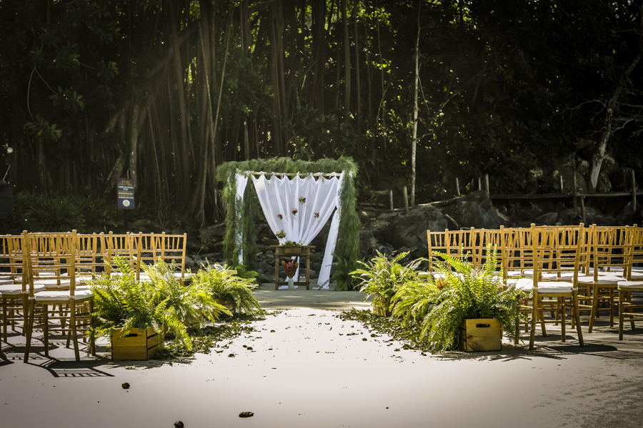 Casamento Ágatha e Matt. Espaço Uluar, Praia das Tonihas,Ubatuba. 